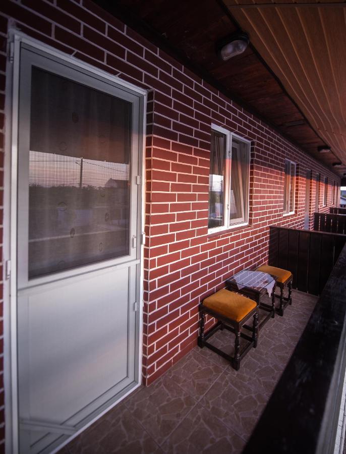 Casa 4 Odai Hotel Douăzeci şi Trei August Buitenkant foto